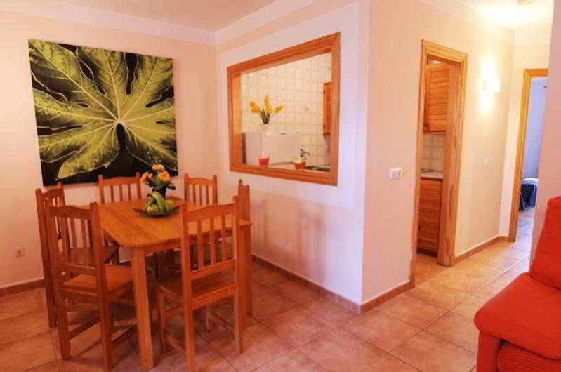קאלה בלנקה Maribel Villas מראה חיצוני תמונה